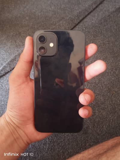 Apple iPhone 12