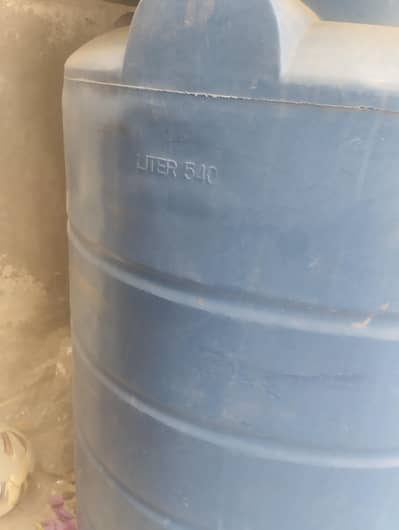 urgent sale . no cracks no leakage