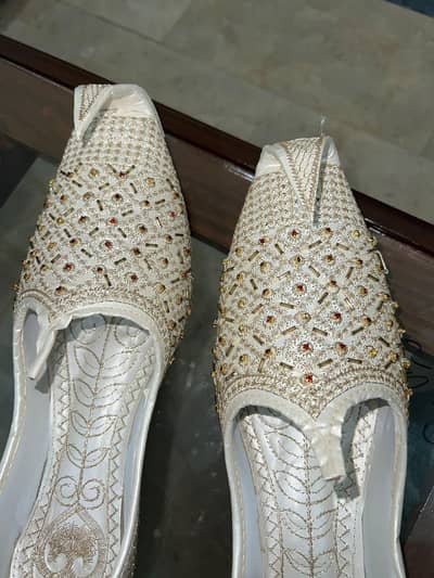 shoes / خھوسہہ