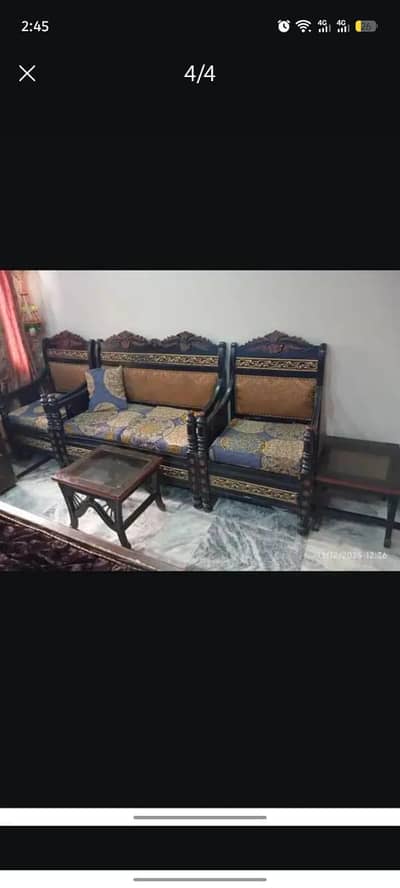 Sofa set with side tables