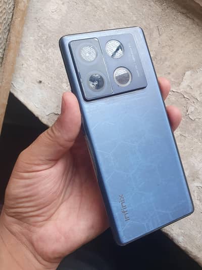 Infinix Note 40 Pro