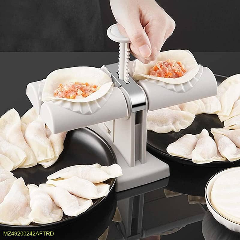Automatic Dumpling Maker White Kitchen Tool 3