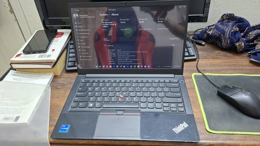 Lenovo Laptop i7 11th Gen 16/512 touchscreen