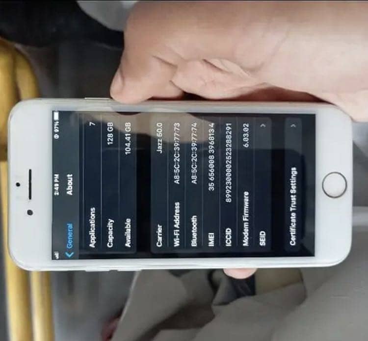 Apple iPhone 7 4
