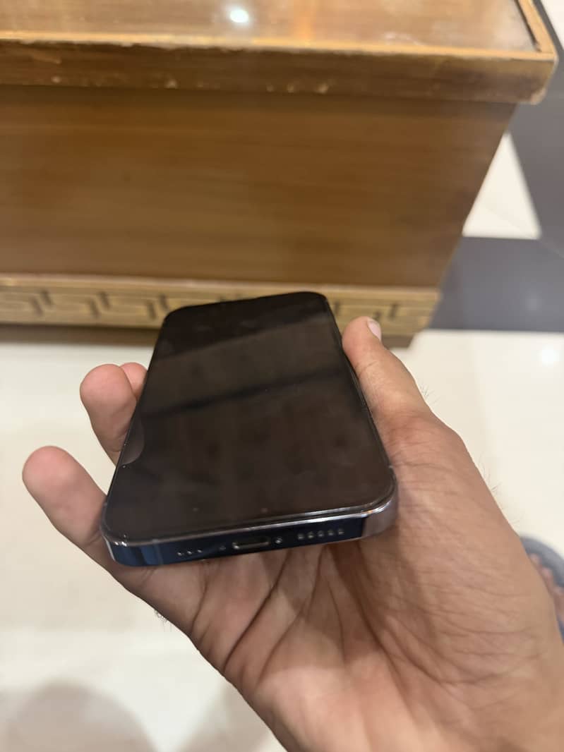 iPhone 13pro 1