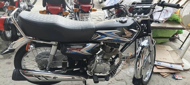 Honda CG 125 2025