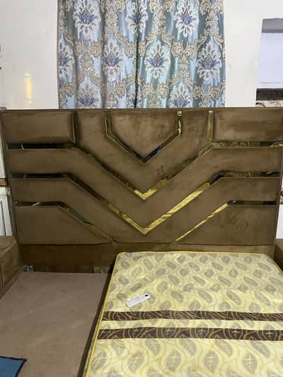 New bed with 2 side tables only