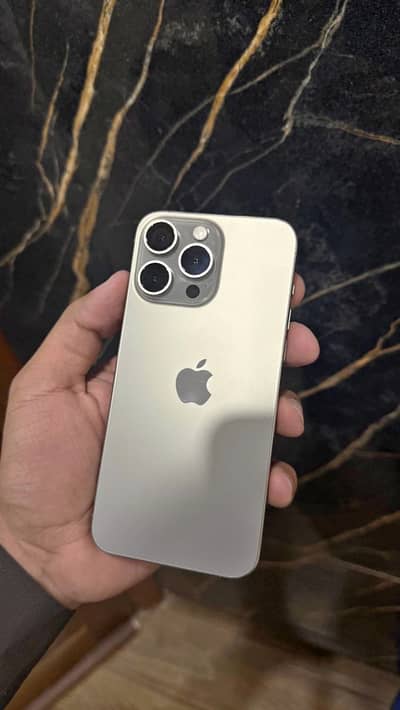 Apple iPhone 15 Pro Max