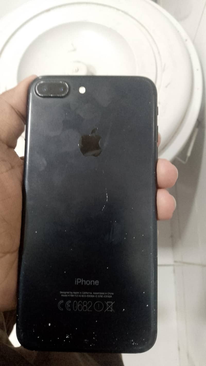Apple iPhone 7 Plus 0