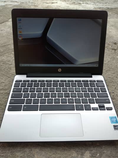 HP Chromebook / HP Laptop – 4GB RAM, 16GB Storage