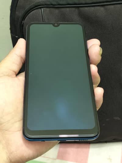 Samsung Galaxy A30 in cell panel
