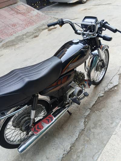 Honda CD 70 bike Black Color bio matrik on the spot
