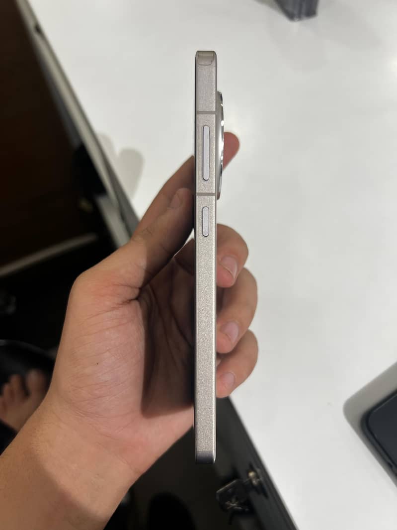 One Plus 13R 4