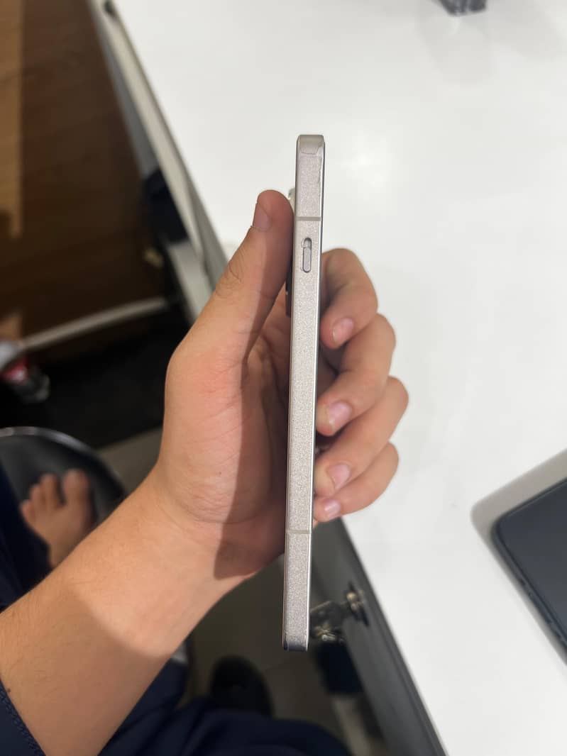 One Plus 13R 5
