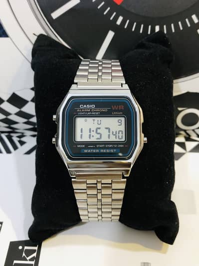 CASIO-ORIGINAL JAPAN MADE WATCH-ALARM & CHRONO FUNCTION-SEIKO CITIZEN
