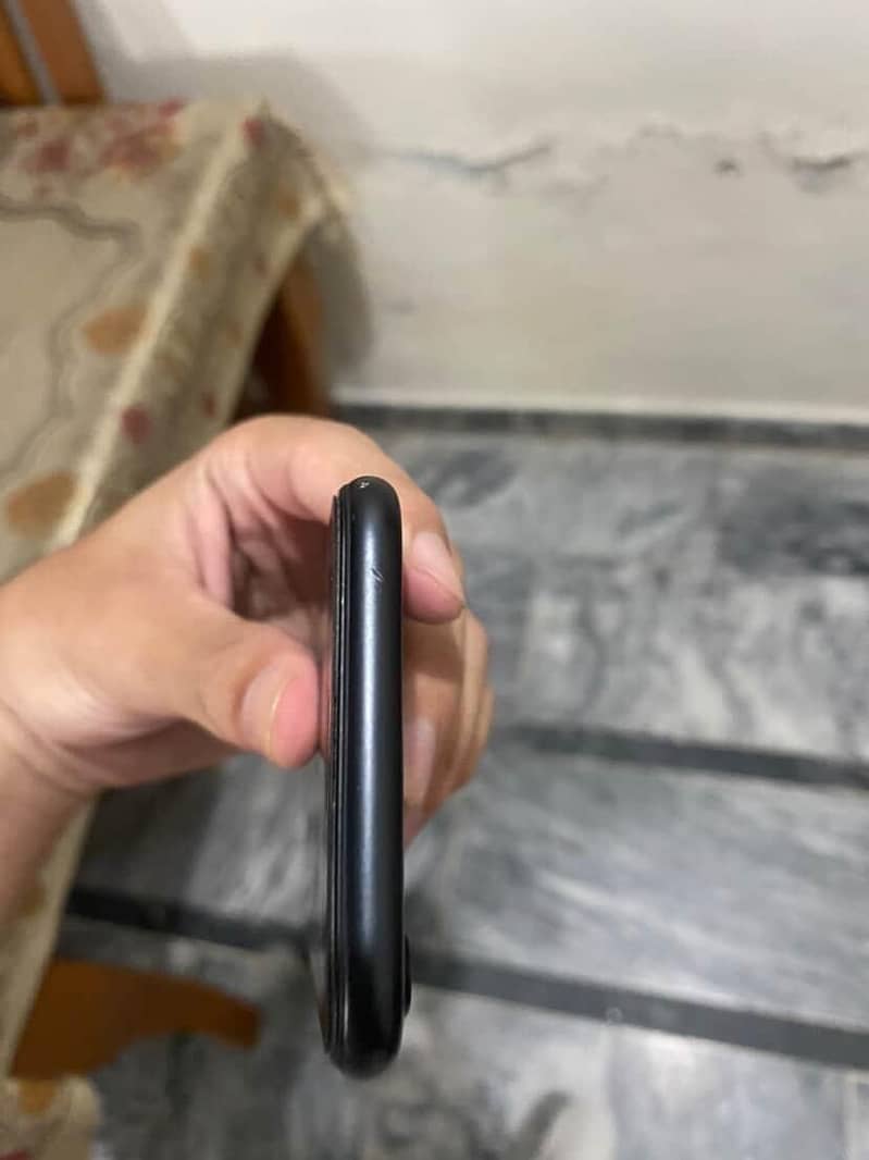 Apple iPhone 7 4