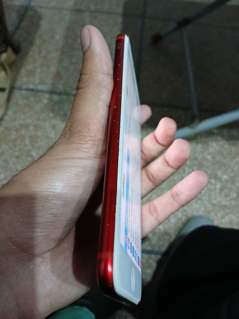 Apple iPhone 7 Plus 2