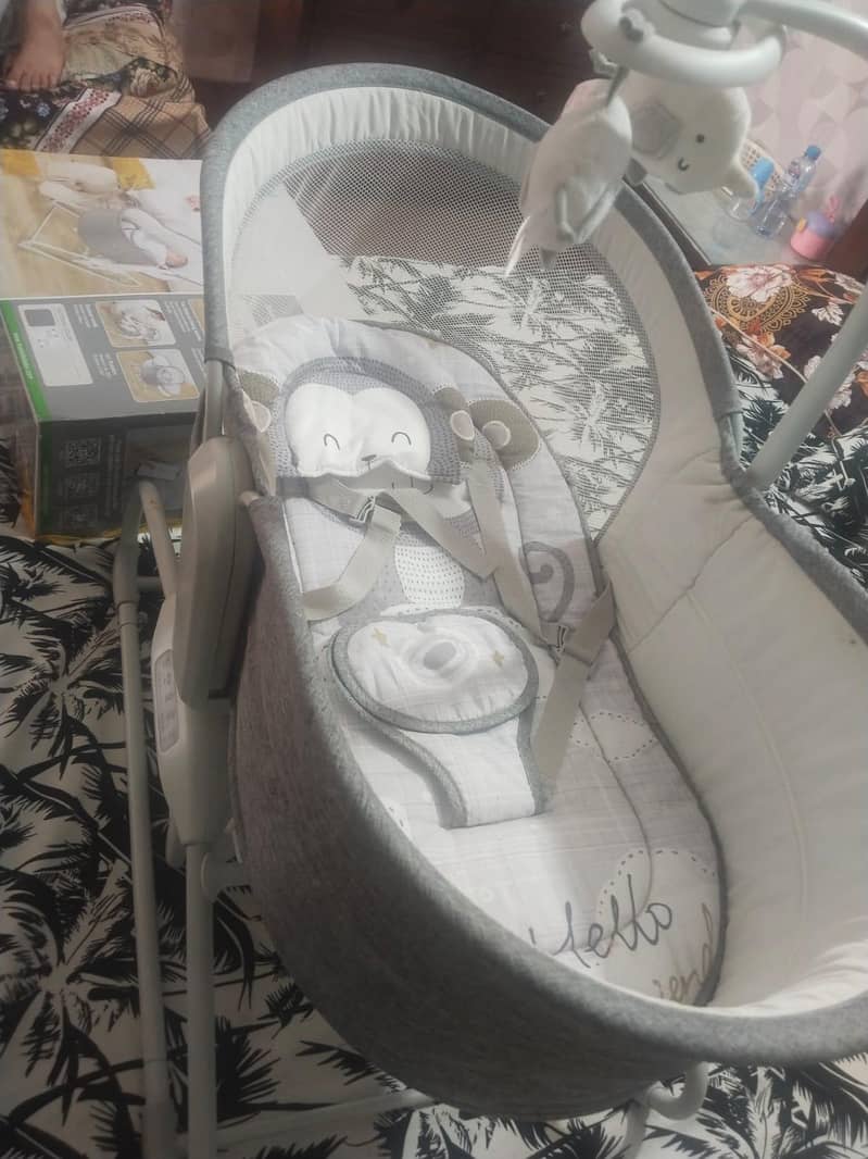 multifunctional bassinet 2