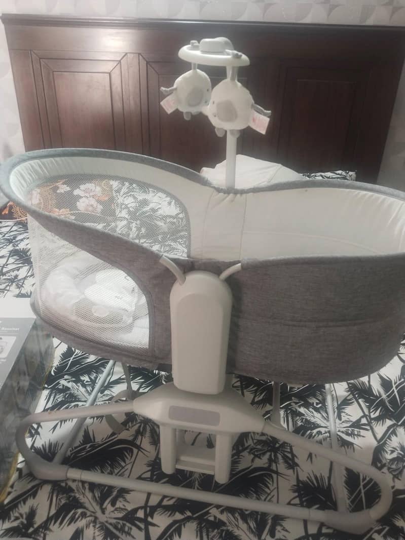 multifunctional bassinet 3