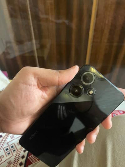 Infinix Hot 30 Play