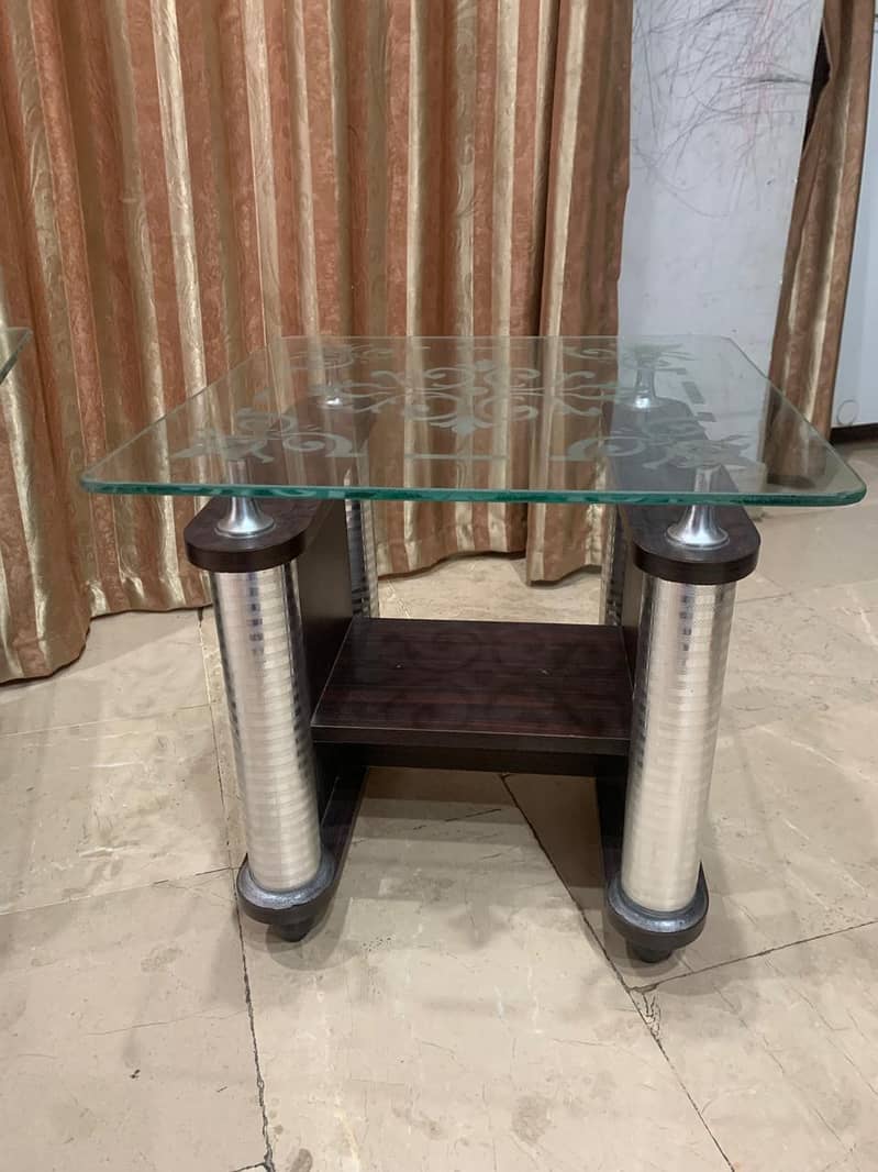 3tables 2