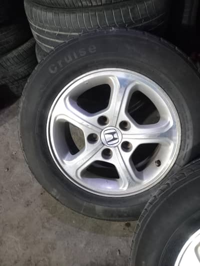 Honda Reborn 15-inch geniun Rims & Tyres
