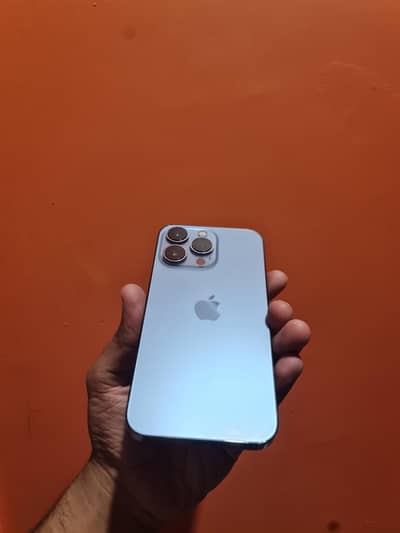iphone 13 pro Factory unlock 256 GB box charger