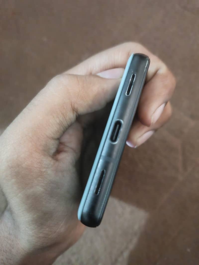 Google Pixel 6a 3