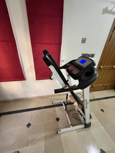 Treadmill 2.0 Hp Powerful Motor | New Condition
