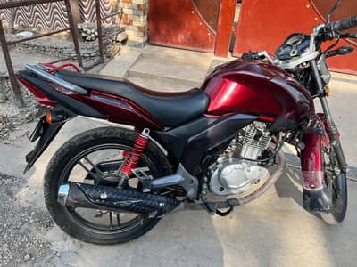 Suzuki GS 125