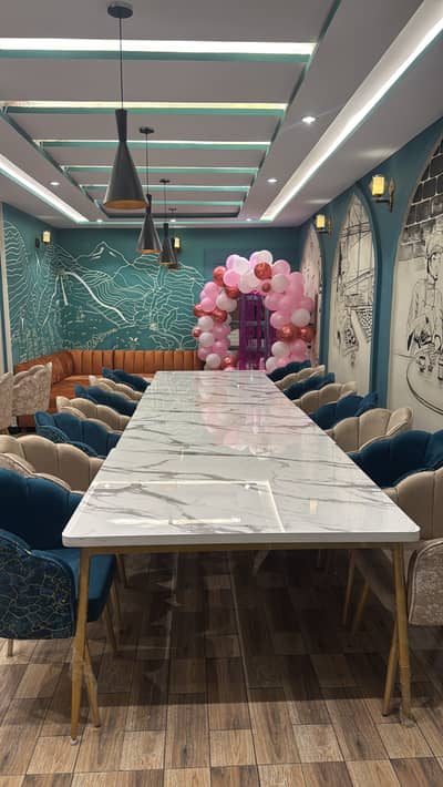 Table plus chair for sale urgent