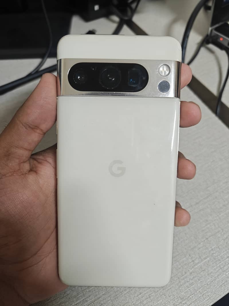 Google Pixel 8 Pro 7