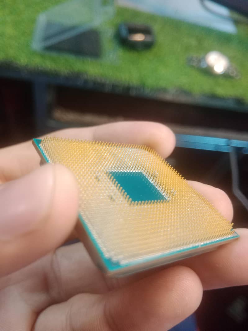 AMD Ryzen 5 3600 Processor Chip Tray 3