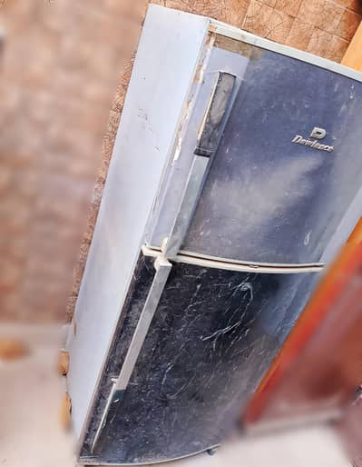 fridge in good condition