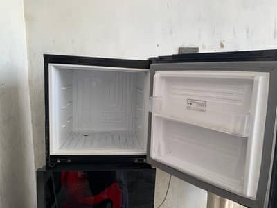 PEL refrigerator