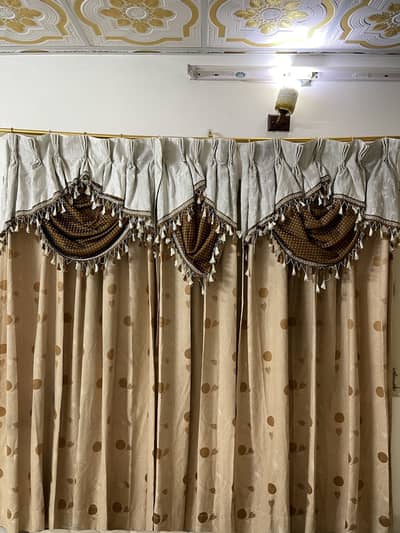 6 Curtains