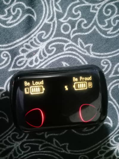 M10 Wireless Bluetooth Earbuds – Used but 100% Working – Good Battery