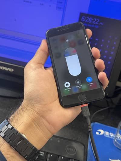 Apple iPhone SE 2020