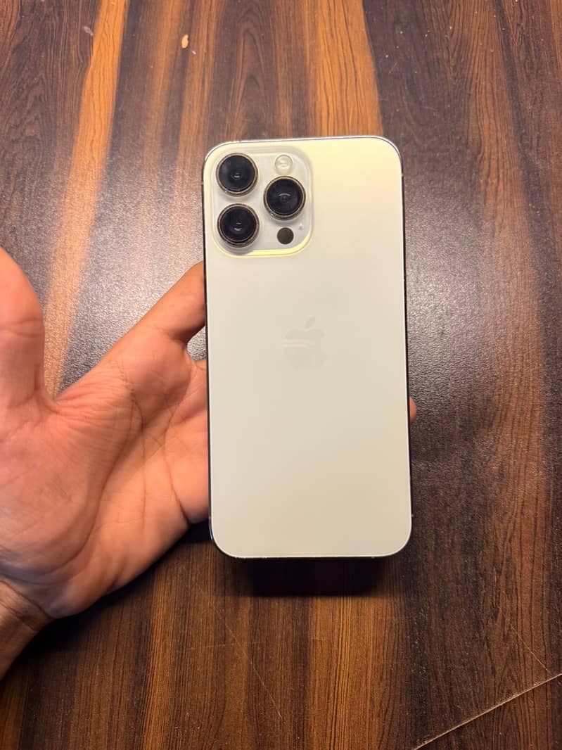 iPhone 14 Pro Max 1