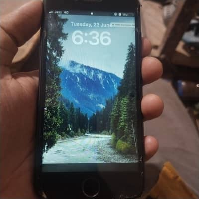 Apple iPhone 8