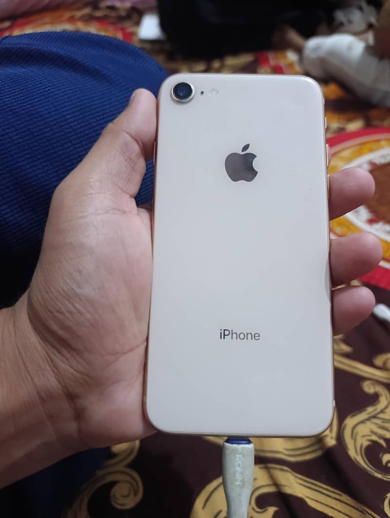 Apple iPhone 8 0