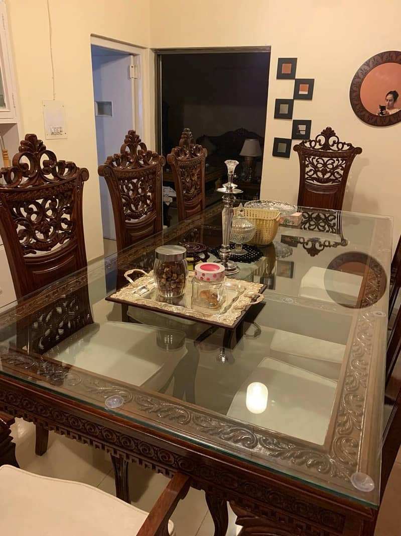 Dinning table set 0