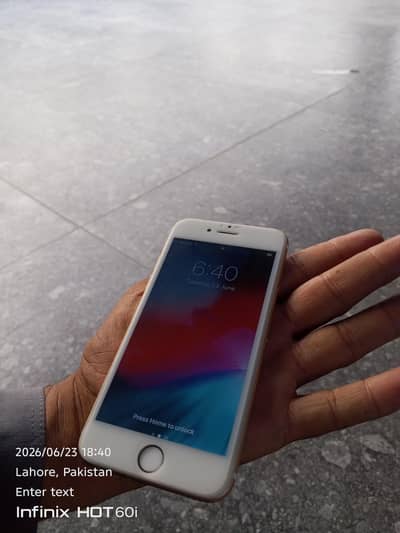 Apple iPhone 6