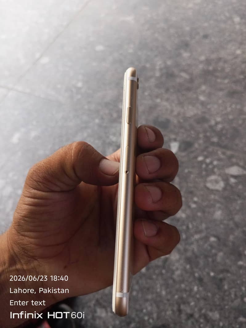 Apple iPhone 6 2