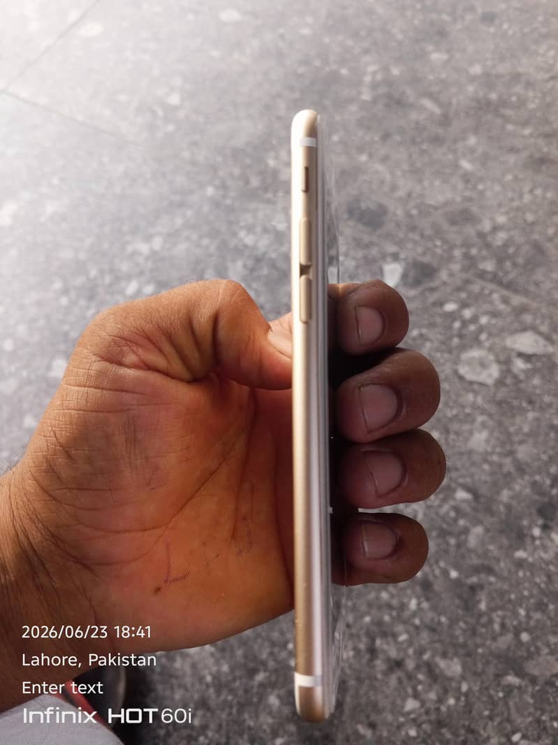 Apple iPhone 6 3