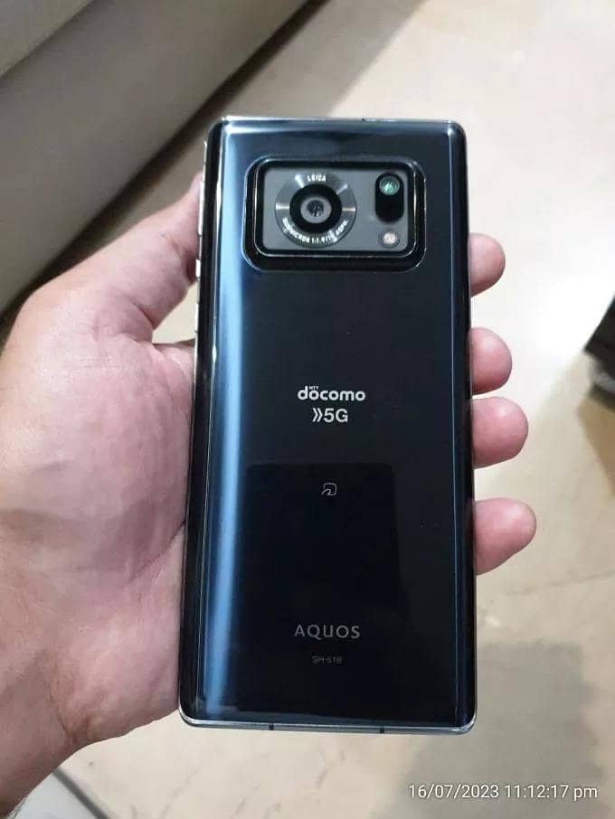 Sharp Aquos Crystal 0