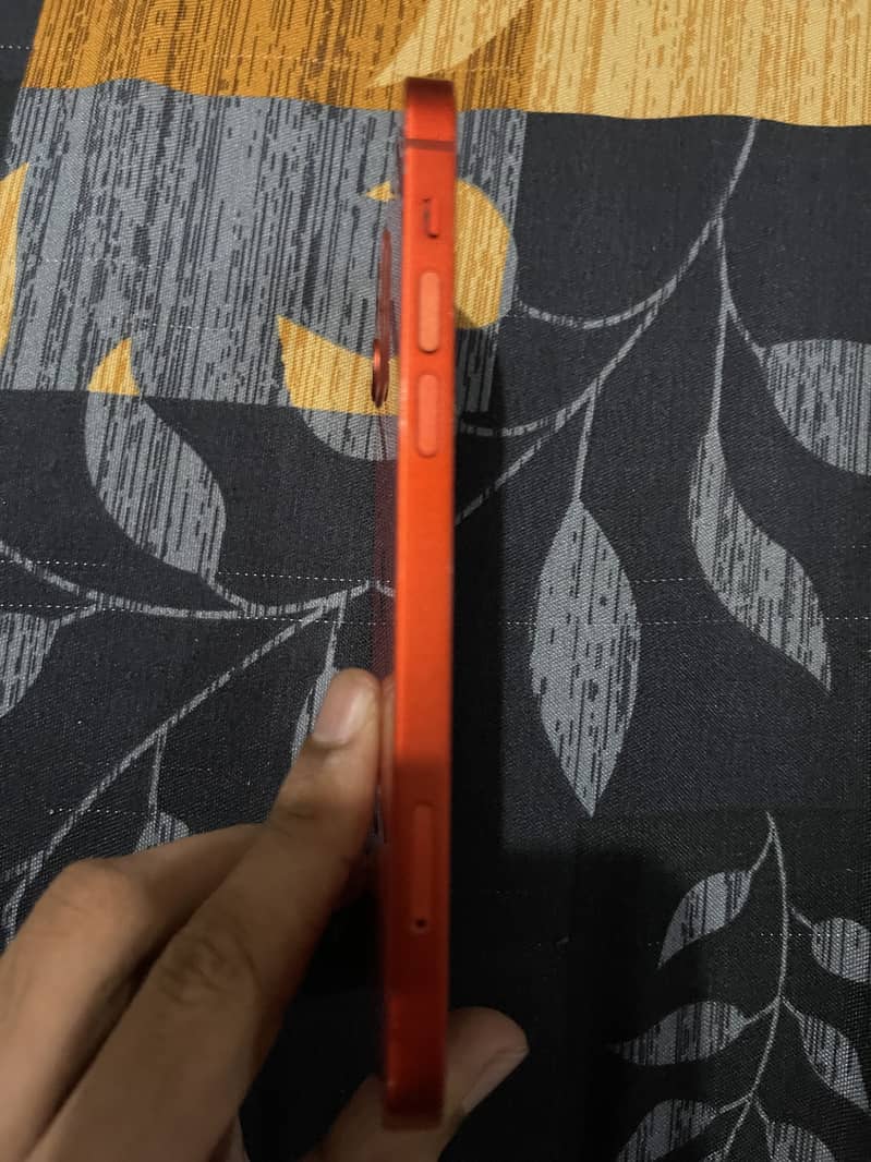 Apple iPhone 12 5