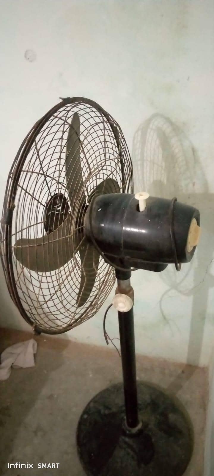 Powerful fan 0