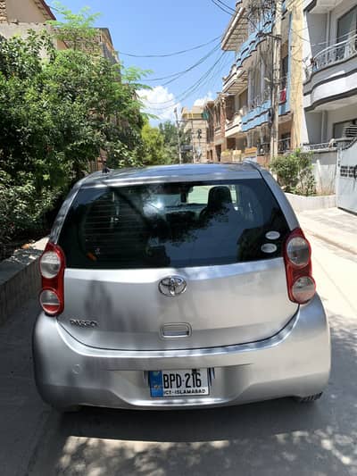 Toyota Passo 2011