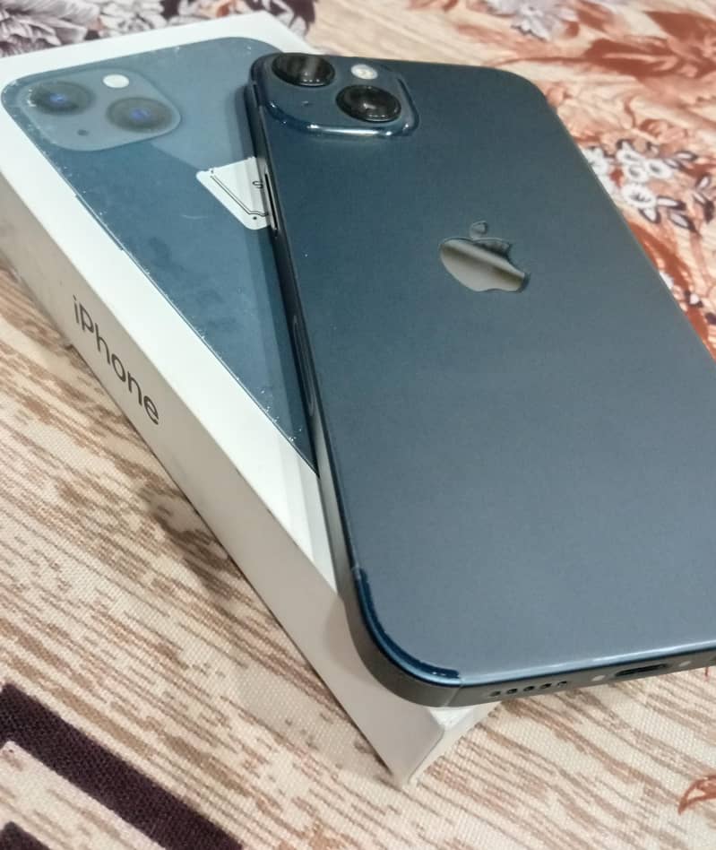 Apple iPhone 13 3